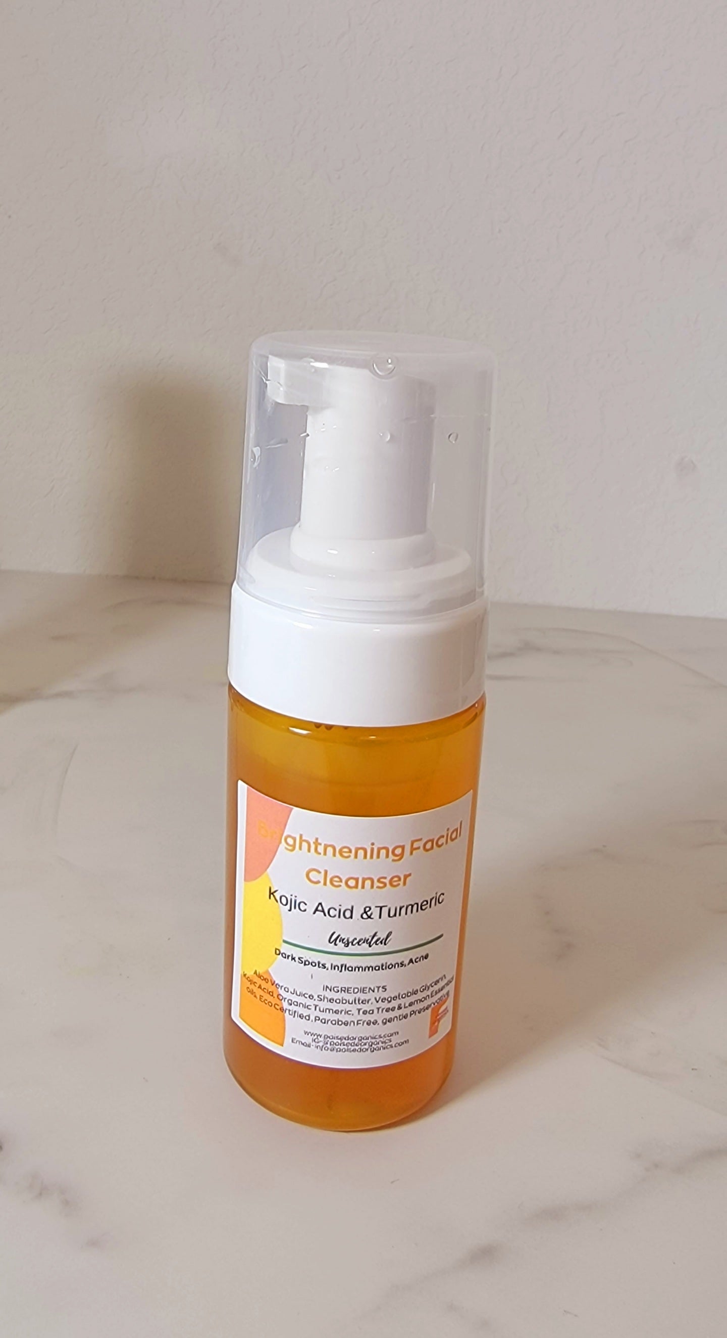 Brightening Facial Cleanser. ( Kojic Acid & Turmeric). 4 oz